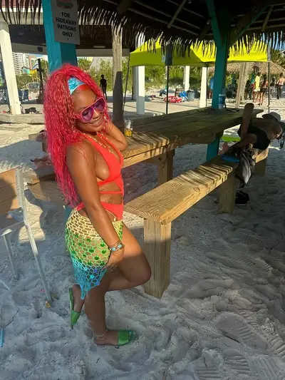 Hot ebony slut p3 cover image