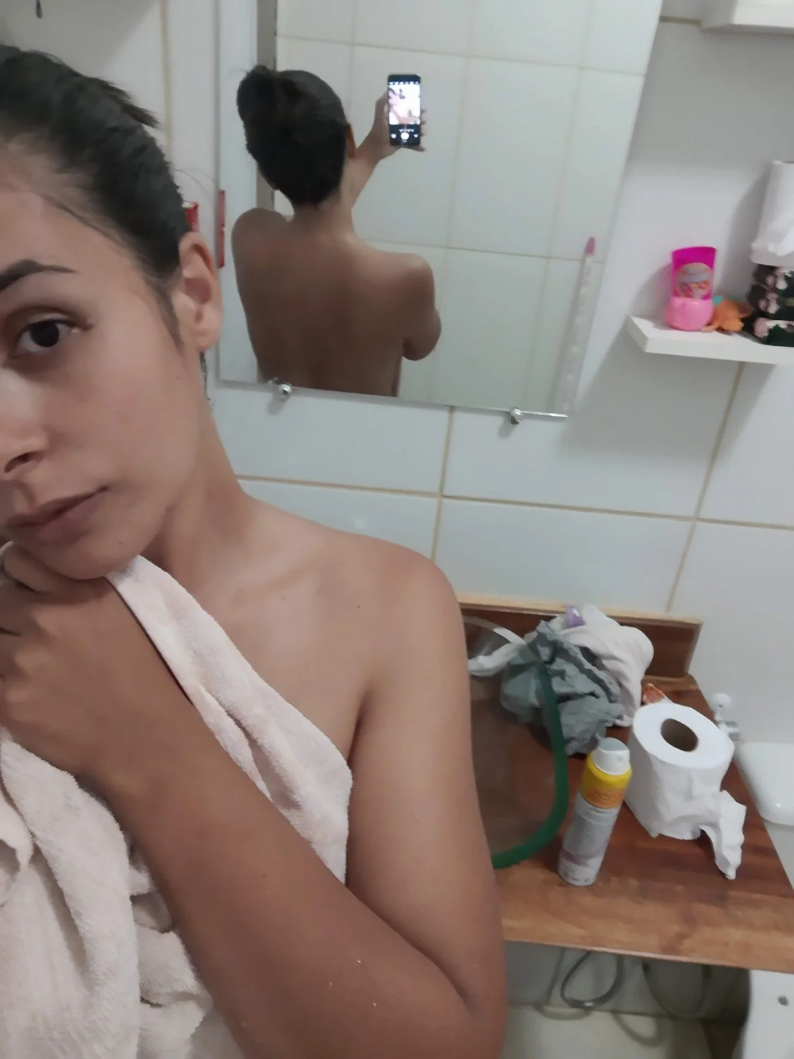 Larissinha na live pelada image 4