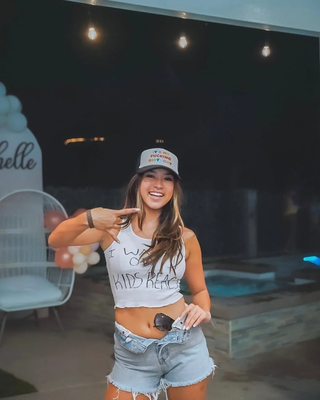 Krischelle Delgado - 18th Birthday Party - Instagram (August 9, 2022) image 7