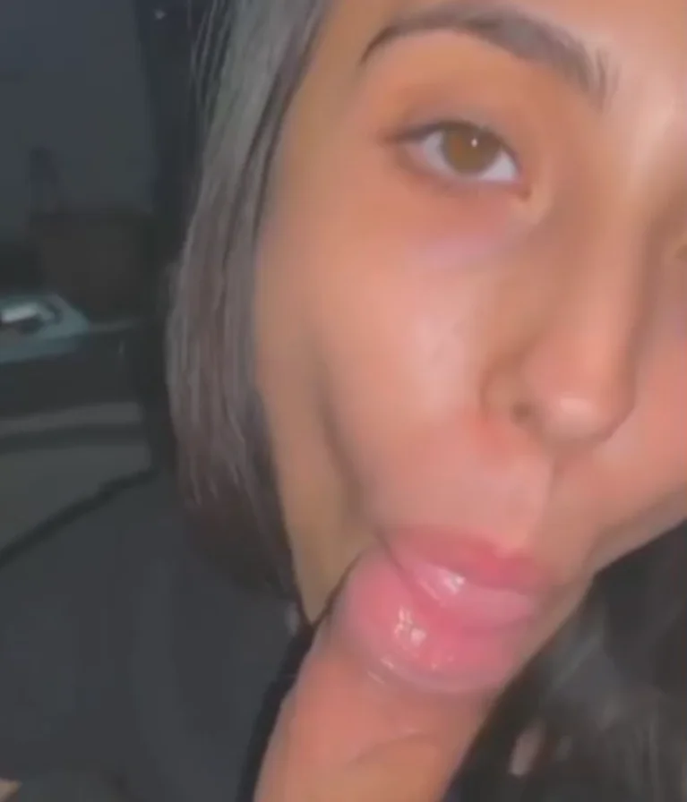 Gf eats cock like a pro main image