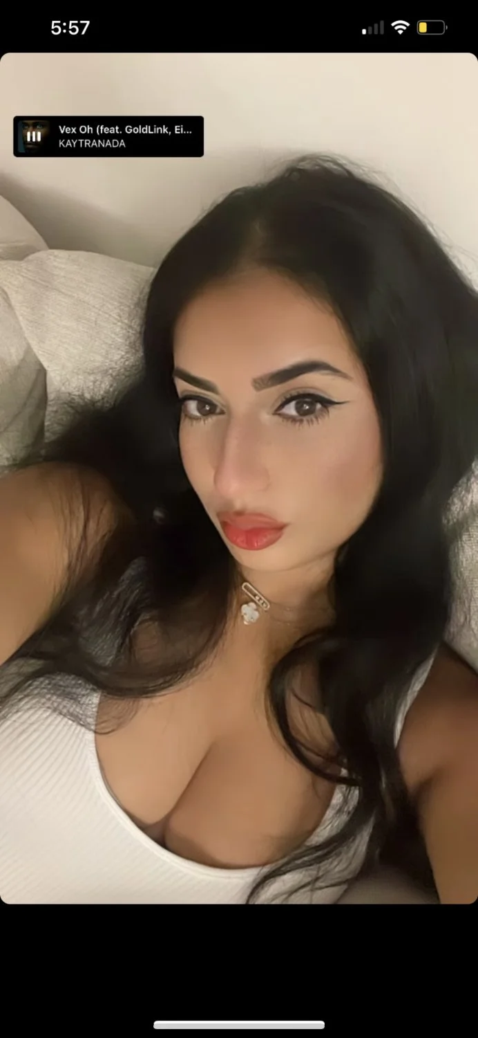 Iraqi whore leaked by brother image 11