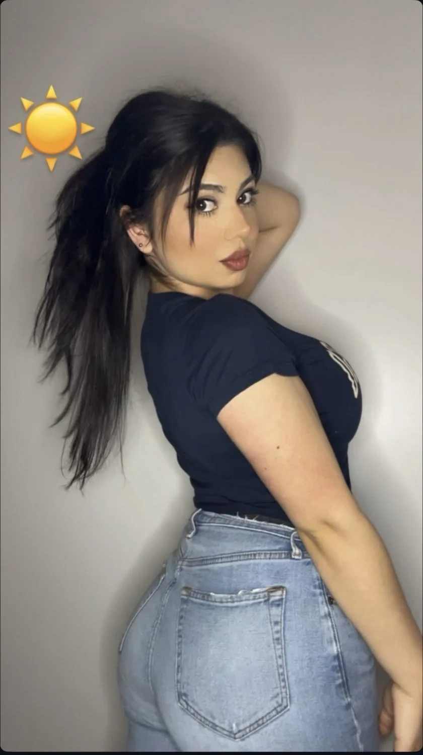 SFSU busty latina milf nessarctz from the bay image 5