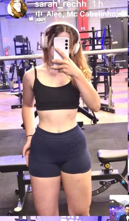 vazou novinhas gostosas de legging image 7