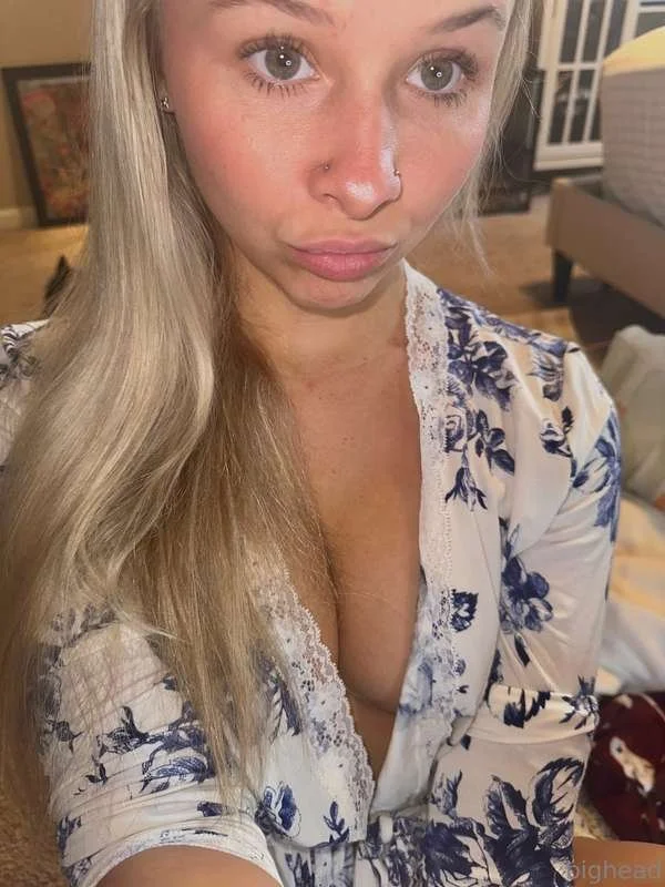 TikTok Cuties 205 image 16