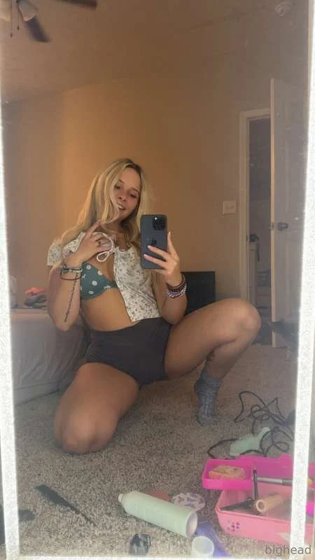 TikTok Cuties 205 image 38