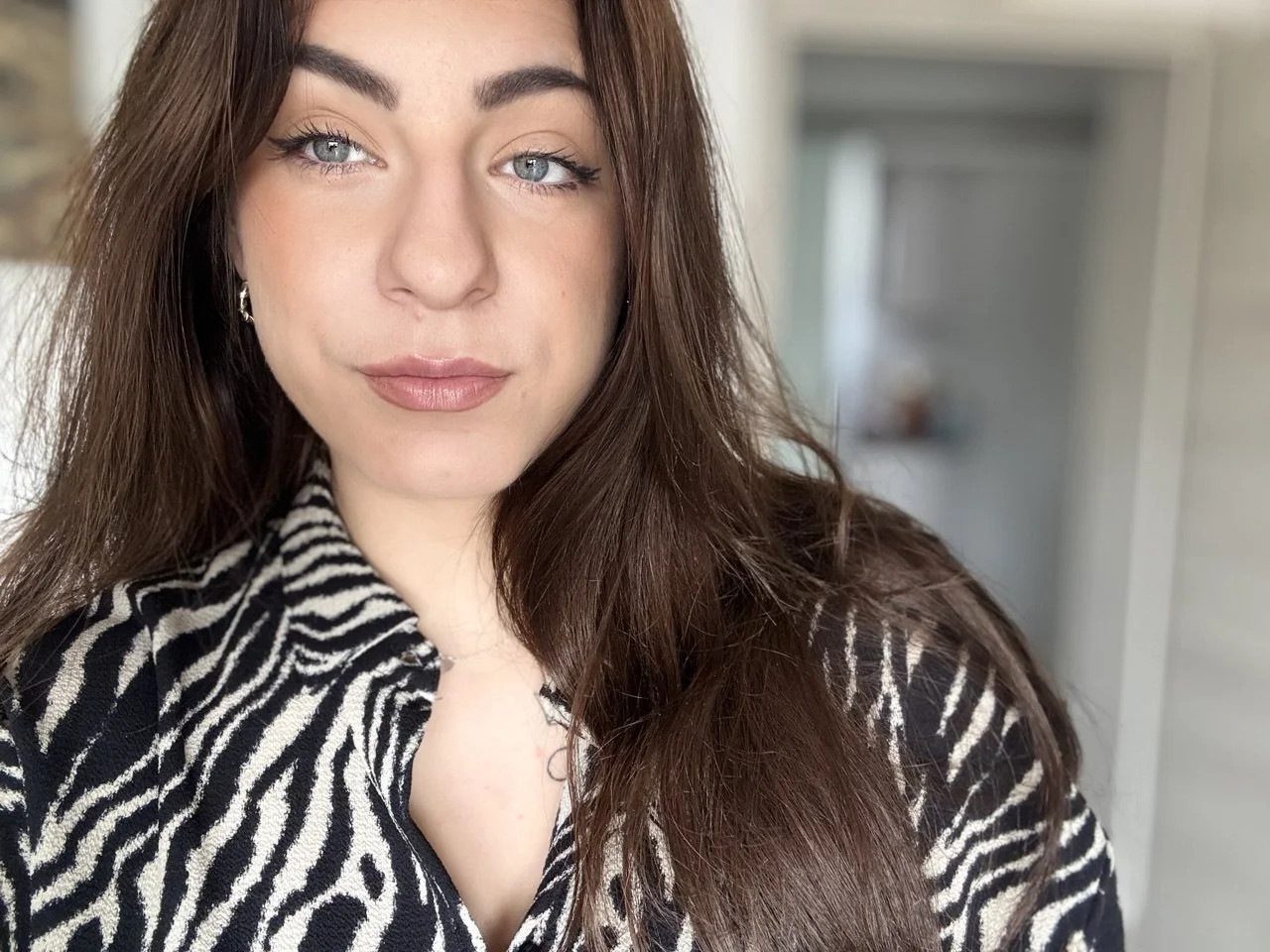 Big tits white teen slut like ans repost for more main image