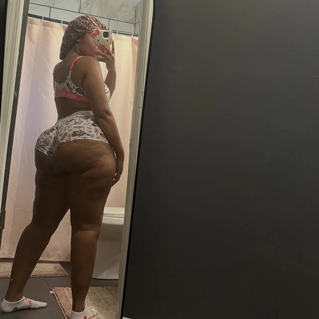Bonnet ass!!! 💁🏾‍♀️😴 image 3