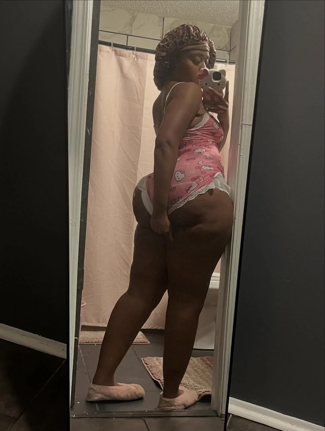Bonnet ass!!! 💁🏾‍♀️😴 image 8