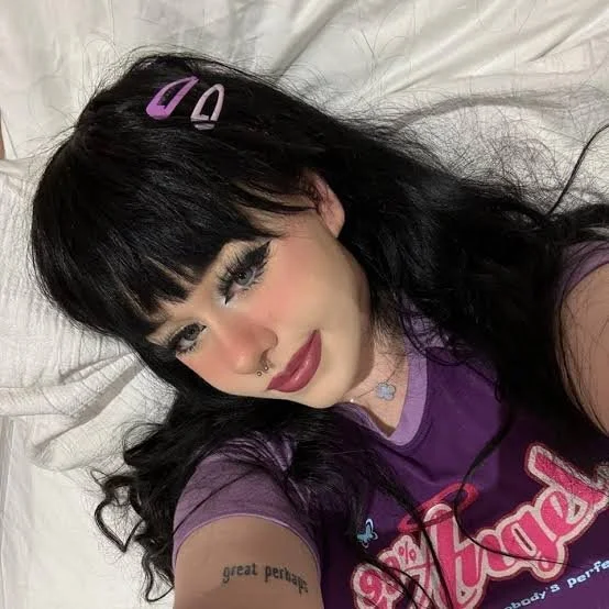 Lara putita tok toker y influencer Australiana main image