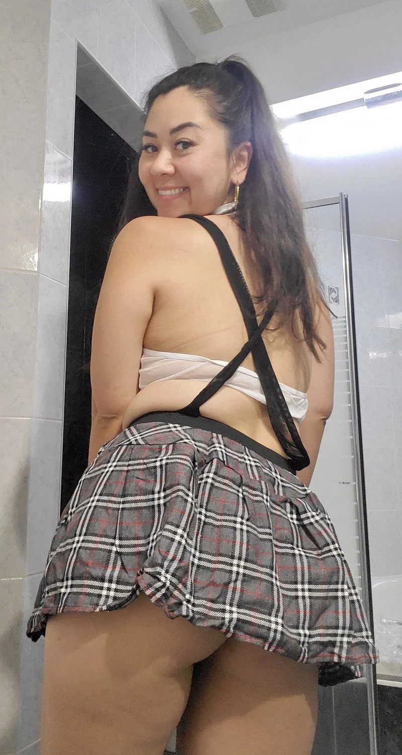 Amy image 8