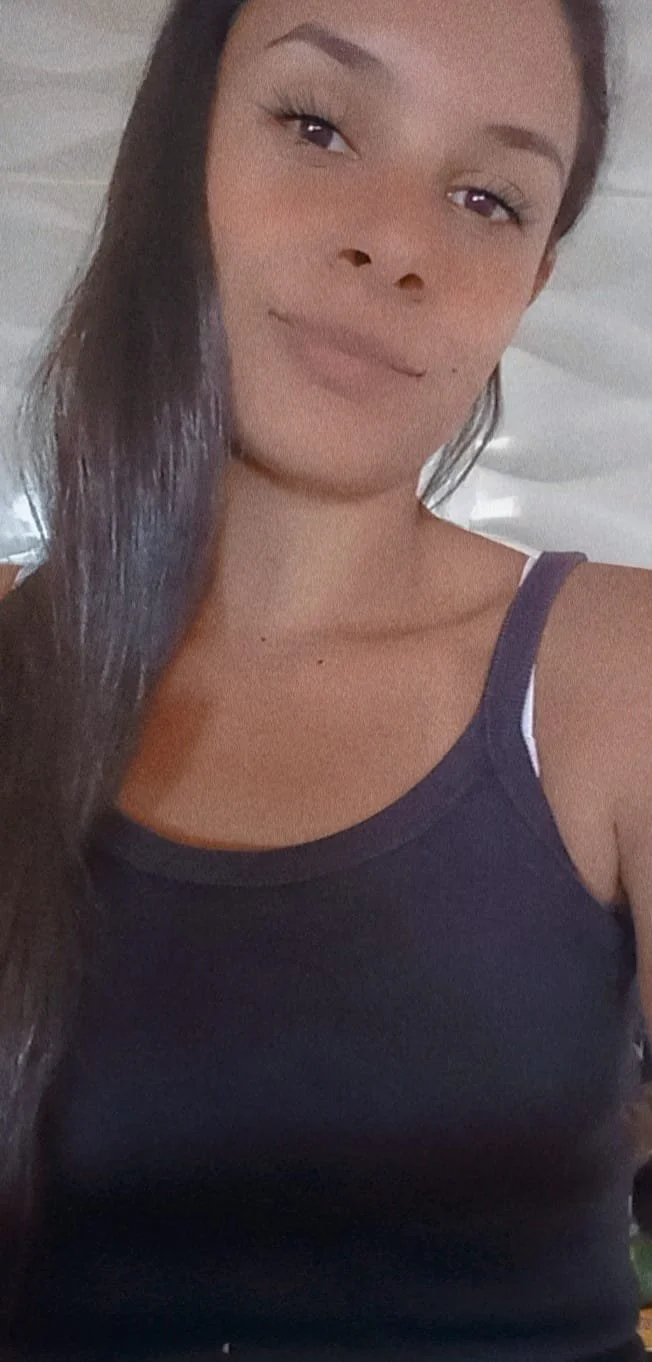 Larissa crente putinha image 2