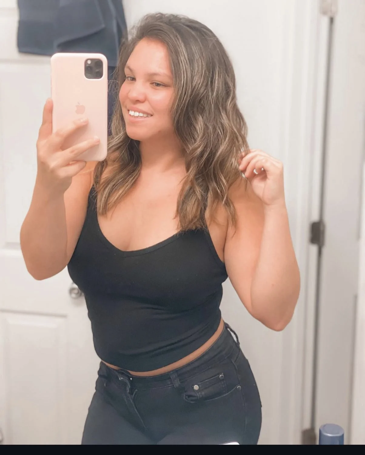 My dream thighjob slut. Love her plump body and phat pussymound image 14