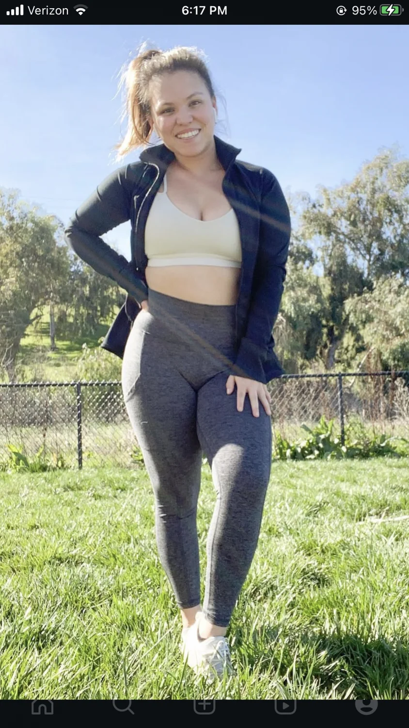 My dream thighjob slut. Love her plump body and phat pussymound image 15