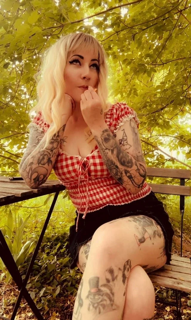 Sexy Canadian Rocker image 15