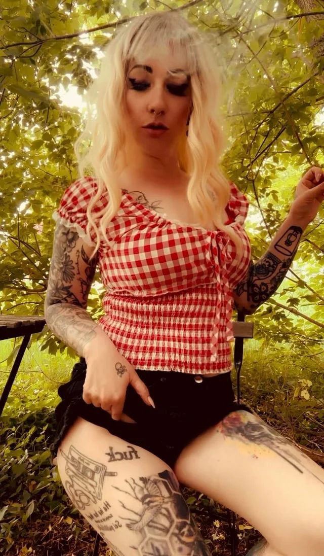 Sexy Canadian Rocker image 18