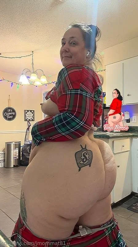 JuC Momma T Big Ass 2892ac-0196ce32-a2d9-7ad1-8fc0-366364204166 image 15