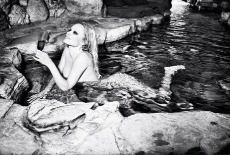 Pamela Anderson How Could You Not Resist A Edging Session For The Gorgeous Classic Goddess Pt 2 image 44