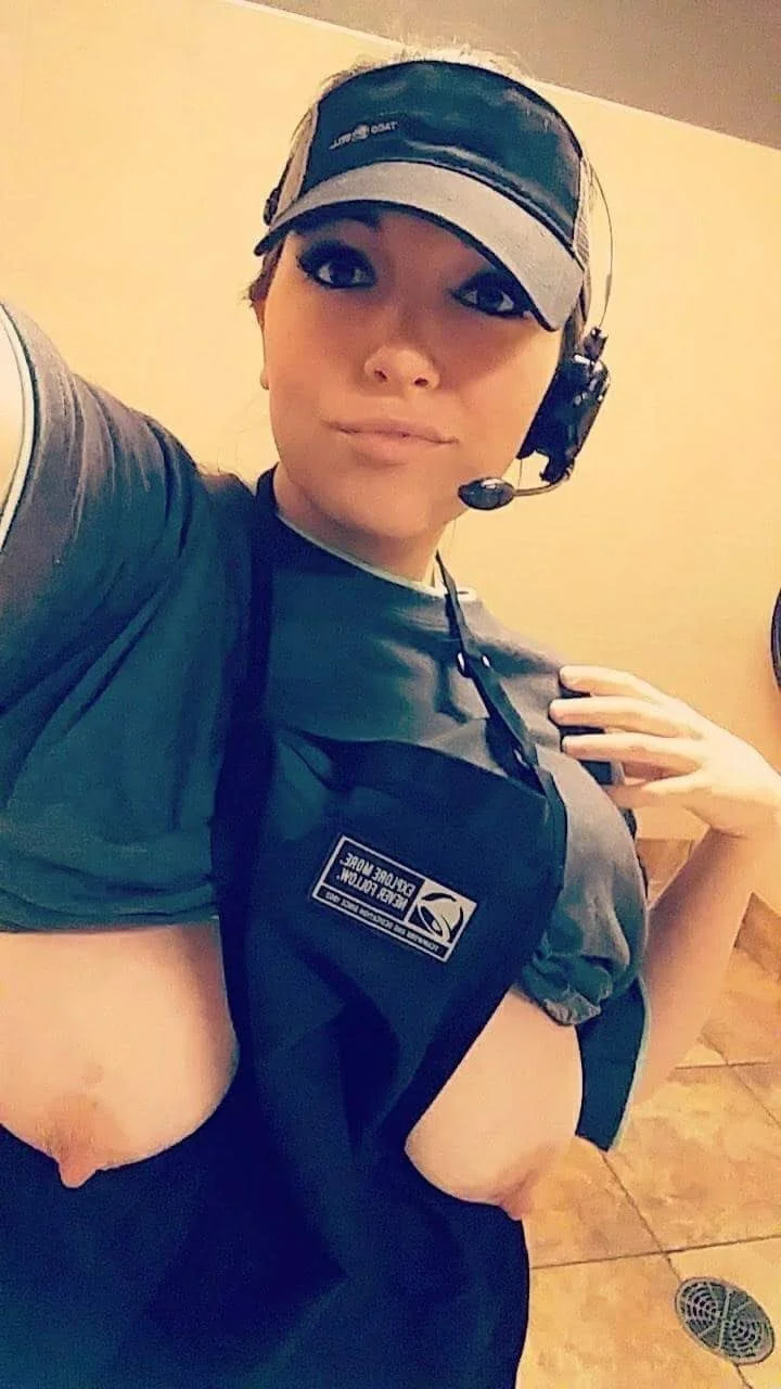 Taco bells employee of the year image 28
