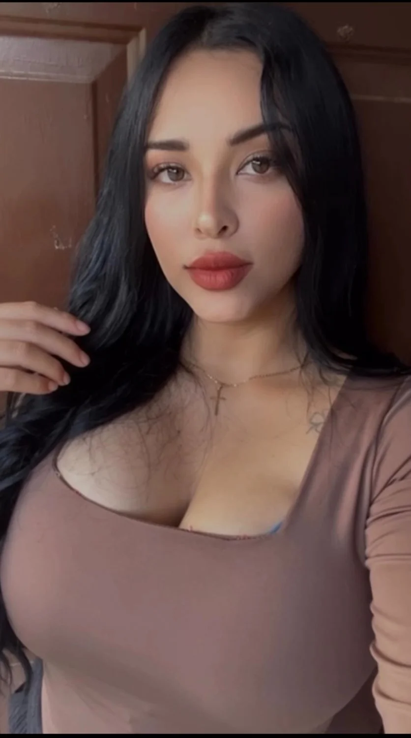 Karla Contreras image 10