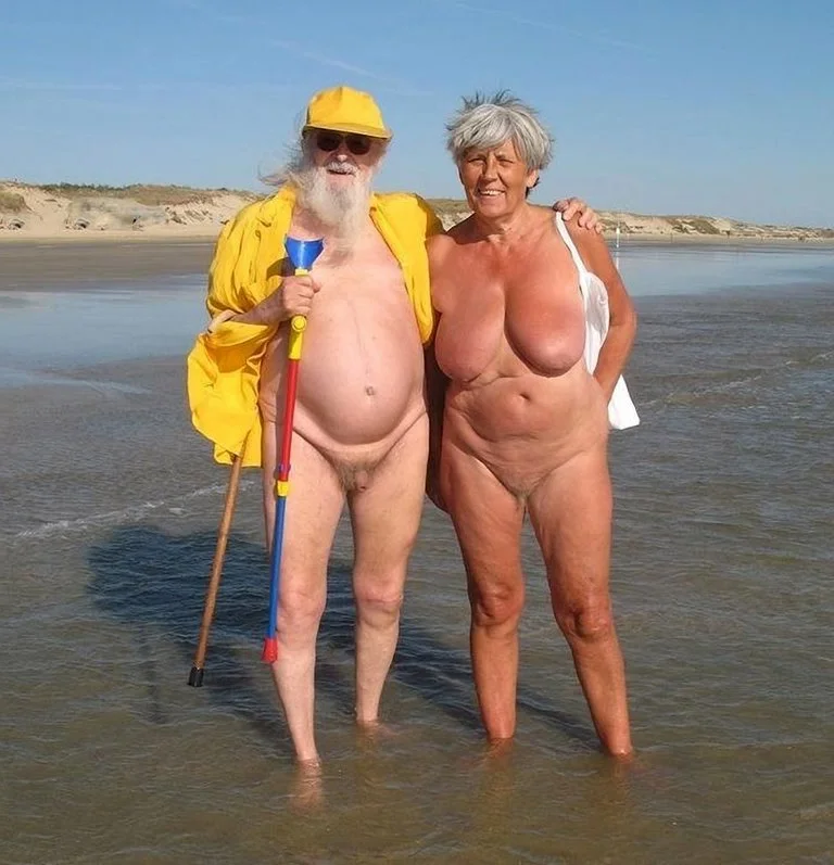 Hot older Couples image 17