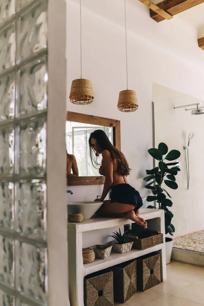 Julia Boudoir image 8