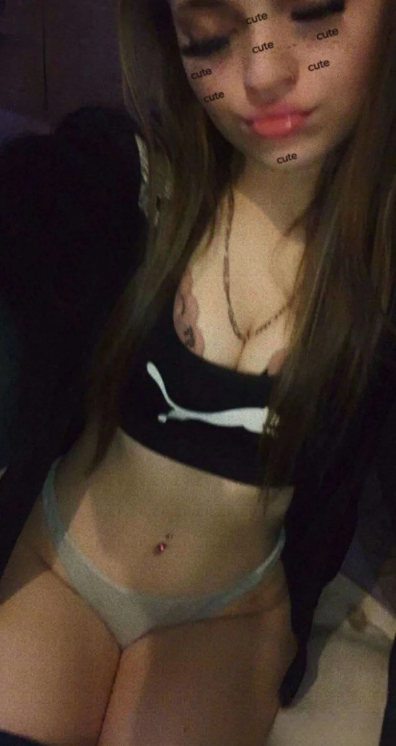 Snapchat slut ass open for trade image 6