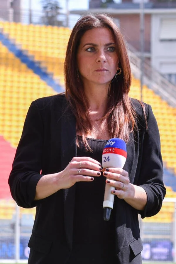 Alessia Tarquinio hot italian journalist image 11
