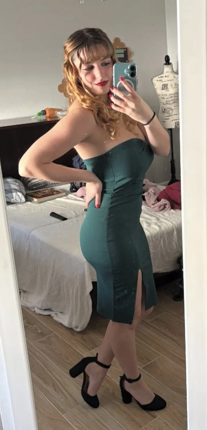 Jessica and her HUGE tits image 7