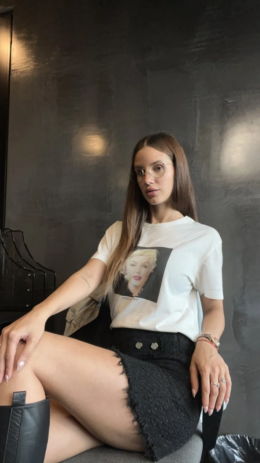 How often are we fucking on your desk if I was your secretary image 2