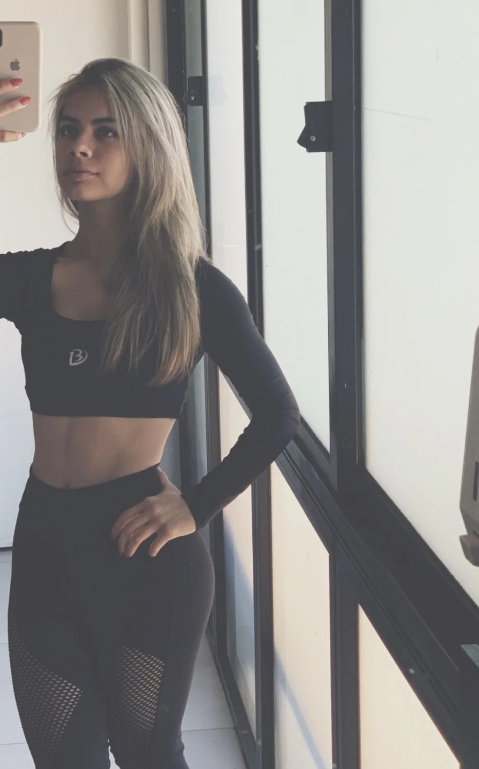 Que rico orto tiene la putita esta👄🍑 image 5