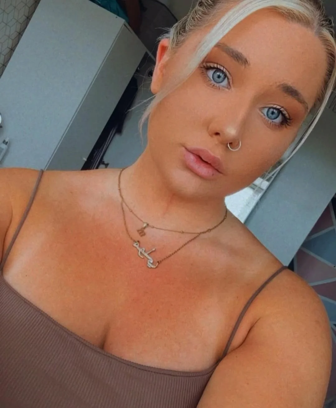 UK insta girl image 13