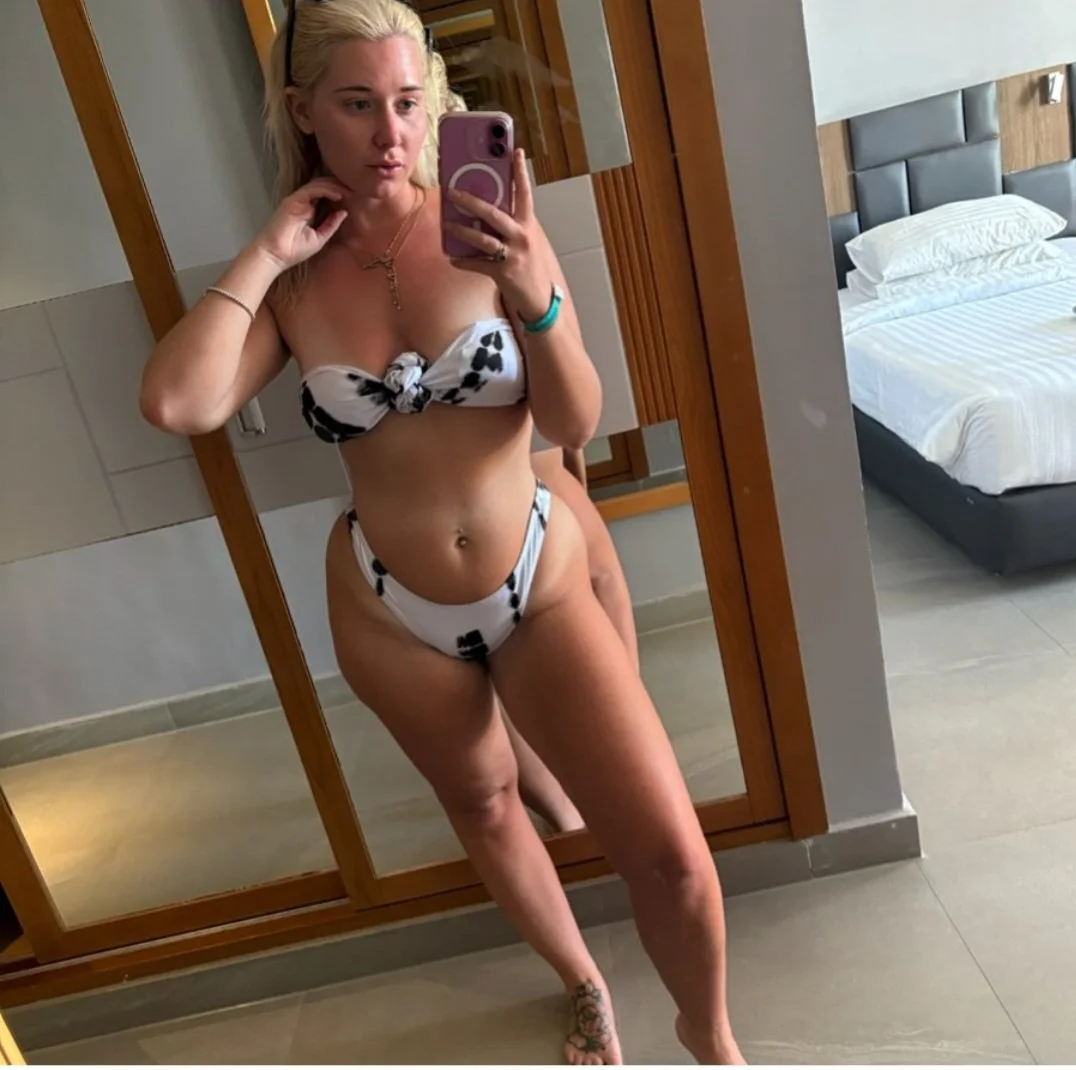 UK insta girl image 2