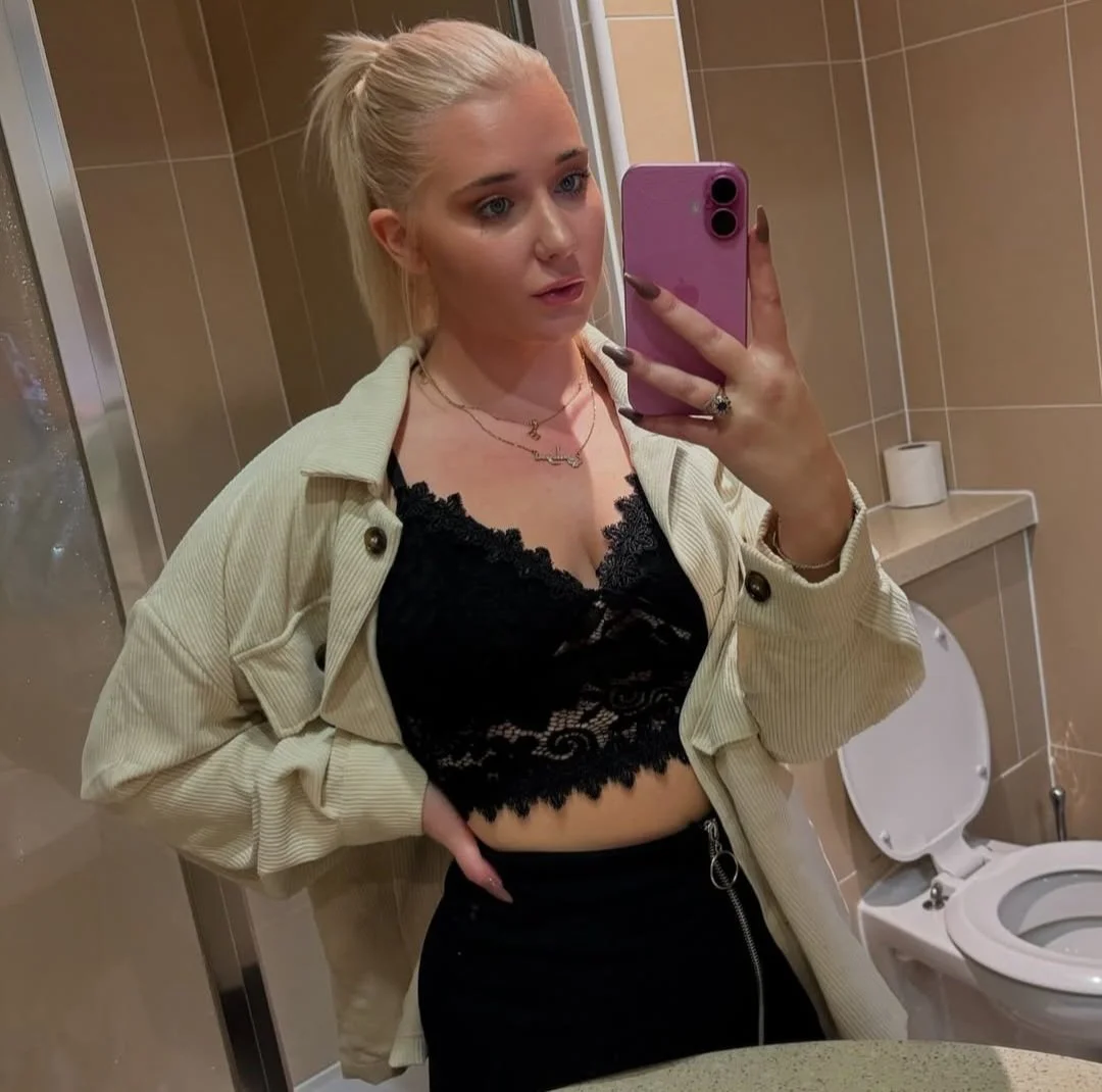 UK insta girl image 9