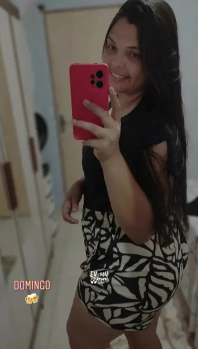 Duvido vocês não gozarem para essa minha prima putinha gostosa ela explora pelo seu leite cover image