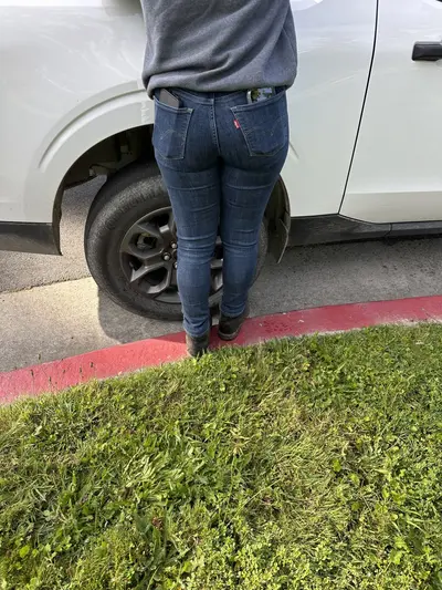 Petite thick ass latina coworker, not the best recording cover image