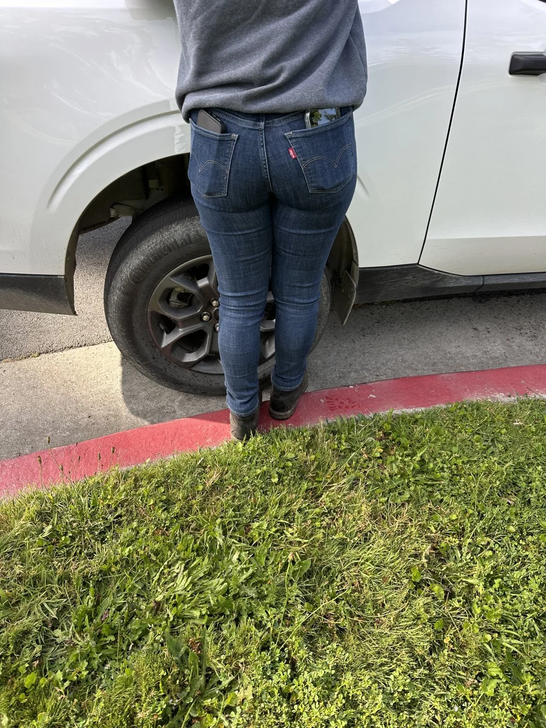 Petite thick ass latina coworker, not the best recording main image