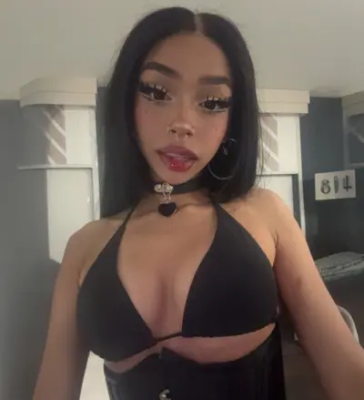 Sexy latina teen homemade blowjob cover image