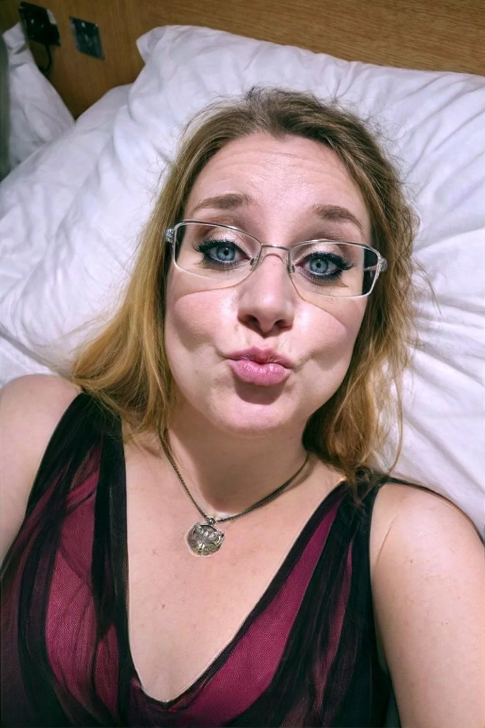 After party anal in hotel room for UK wife image 3