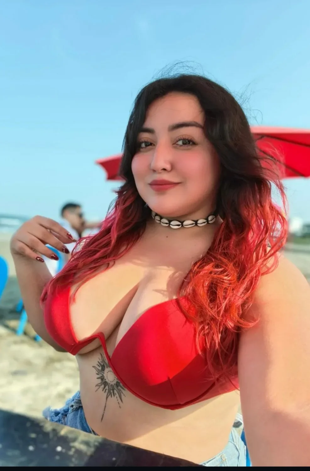 Alexa ceballos norrita peliroja de tetas perforadas le gusta tomarse fotos como la zorra que es image 9