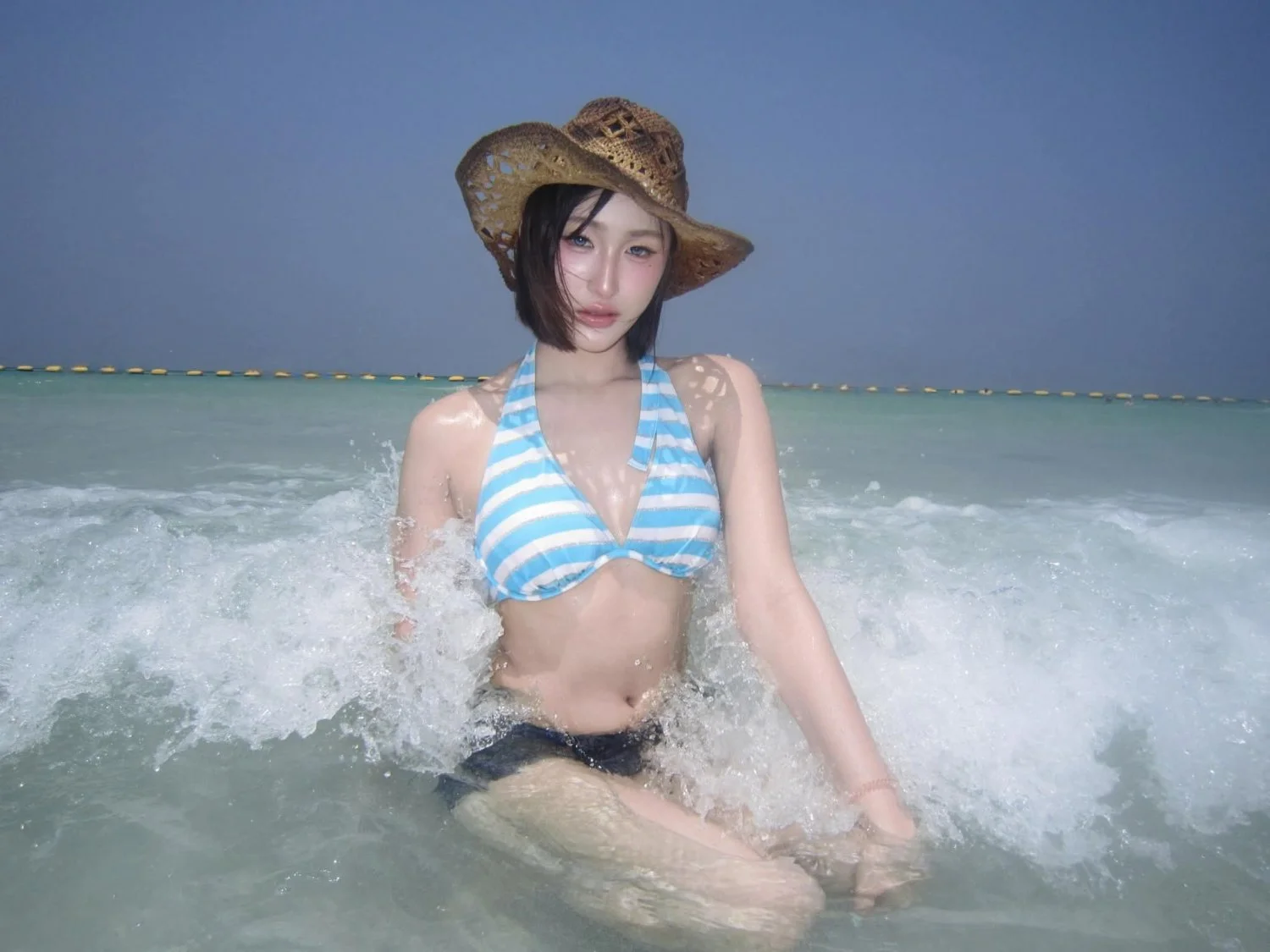 Peak__Beach Cum (Ai) image 3