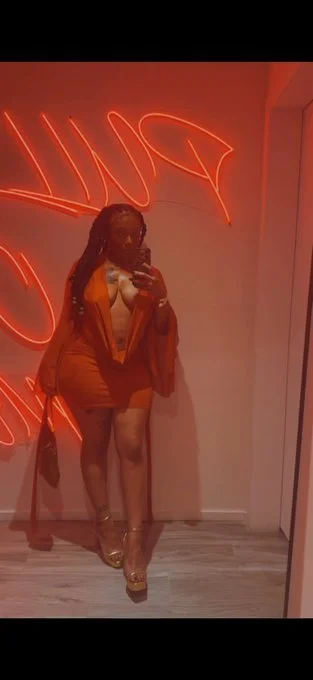 EBONY MOEEBABYYYY💚 image 17