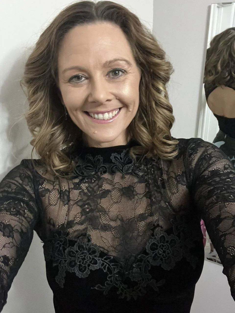 Smoking Hot MILF image 16