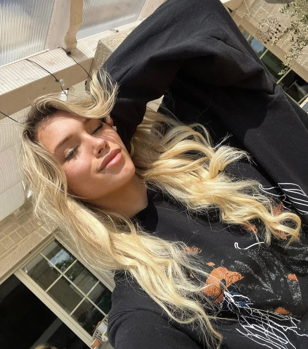 Shameless fit teen slut Andrea leaked naked image 8