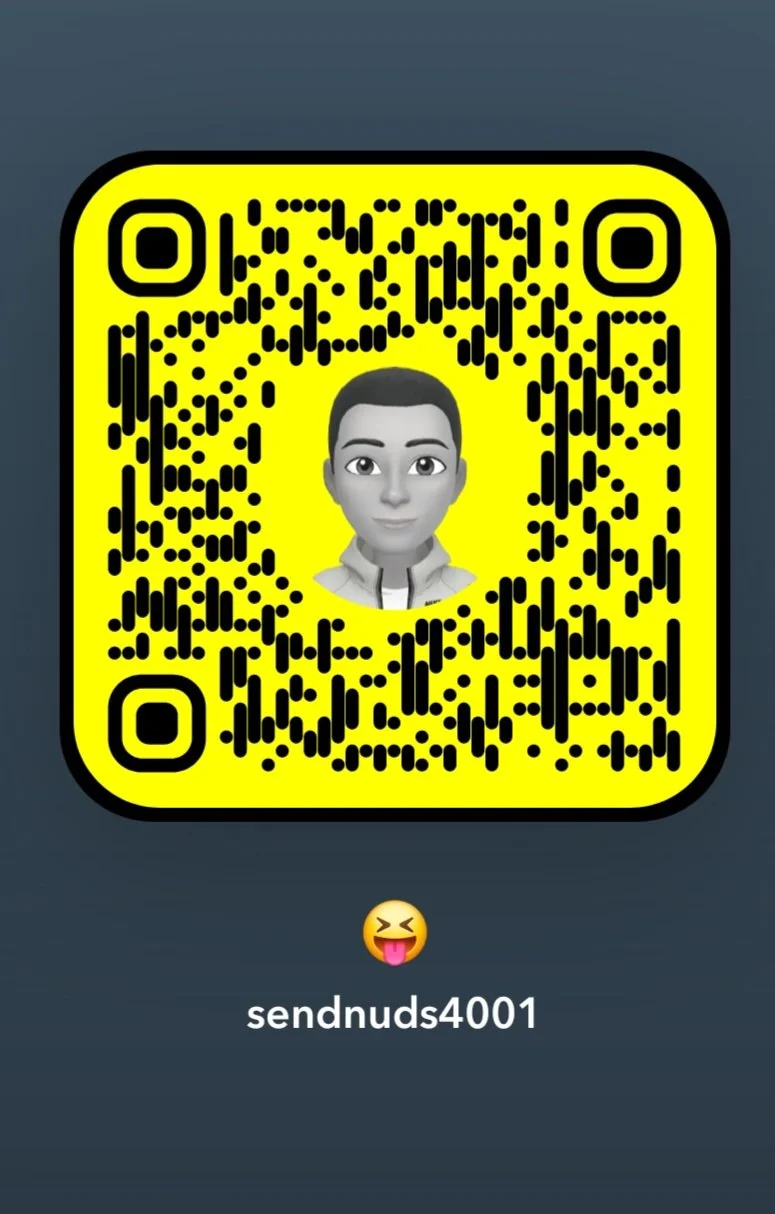 Add me on snapchat ➡ sendnuds4001 main image