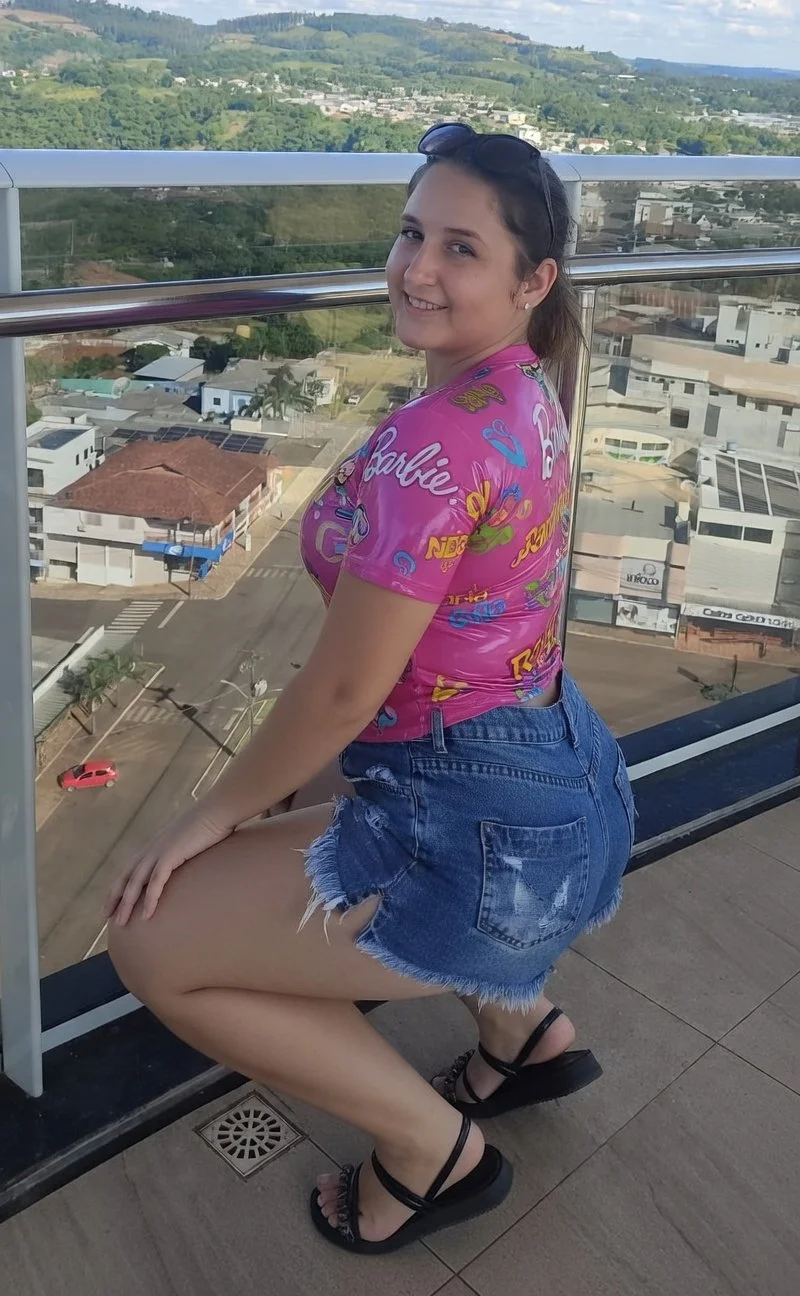 Essa gostosa é fã da Bárbie e ama roupas rosas. Parte 4. IA - AI image 23