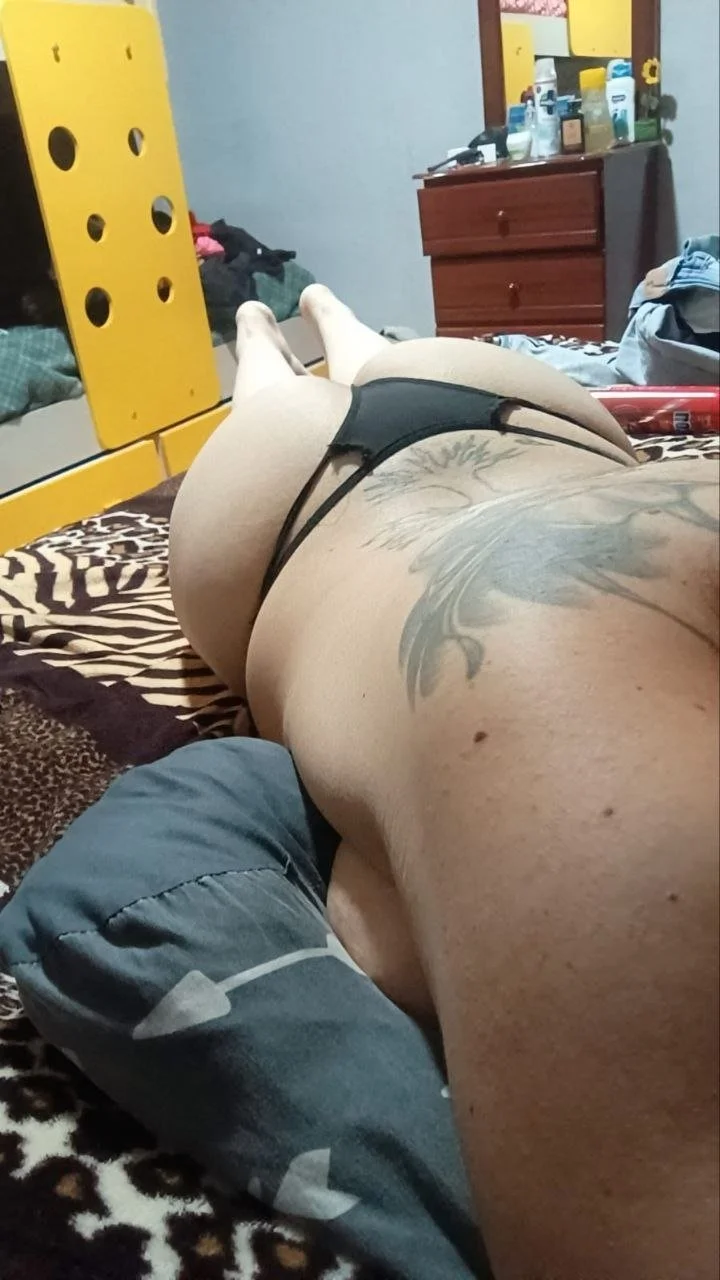Cornudo entrega a su puta en grupos de Telegram image 7