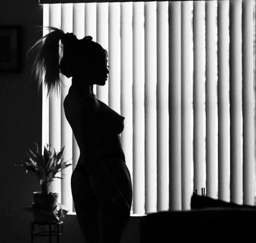 Bubble butt 4’9 image 47