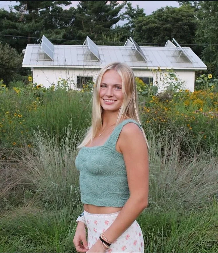 College freshman gets her tapes leaked image 2