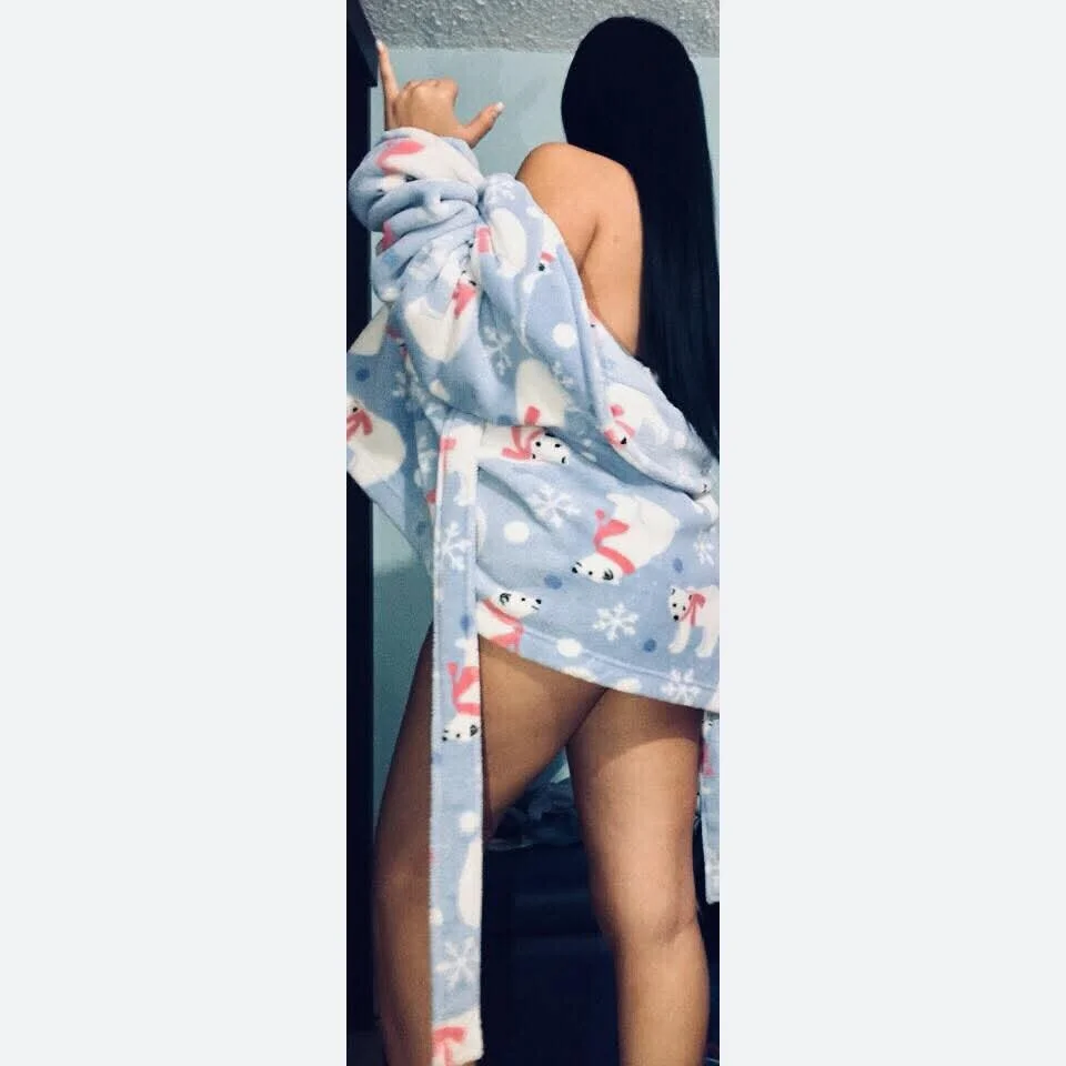 My cousing got a great ass🍑🍑🍆 image 5