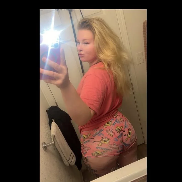 white bbw with a phat ass image 9